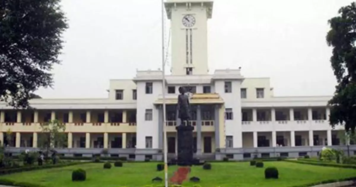 മാര്ക്ക്ദാന വിവാദം: കൃത്രിമം നടന്നിട്ടില്ല, പ്രശ്നങ്ങൾക്ക് കാരണം സോഫ്റ്റ്വെയറിലെ തകരാറെന്ന് റിപ്പോര്ട്ട്