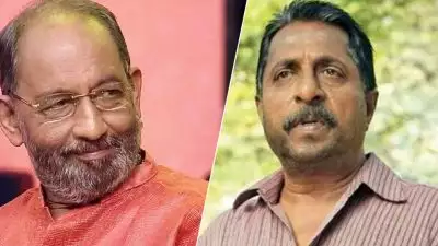 നെടുമുടി വേണു അവരില്‍ ഒരാളായിരുന്നു, കാഴ്ചക്കാരെ പാട്ടിലൂടെ അദ്ദേഹം അത്ഭുതപ്പെടുത്തുന്നതു ഞാന്‍ കണ്ടിട്ടുണ്ട്: ശ്രീനിവാസന്‍