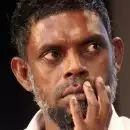 അടൂരിനെയും യേശുദാസിനെയും ഫേസ്ബുക്ക് പേജിലൂടെ അധിക്ഷേപിച്ച് വിനായകൻ