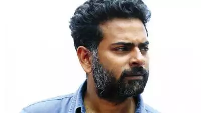 'നിങ്ങള്‍ എന്തുകൊണ്ടാണ് നല്ല സിനിമകള്‍ കാണുവാന്‍ ഇത്രയും വൈകുന്നത്?'; ആരാധകന്റെ ചോദ്യത്തിന് അല്‍ഫോണ്‍സ് പുത്രന്റെ മറുപടി