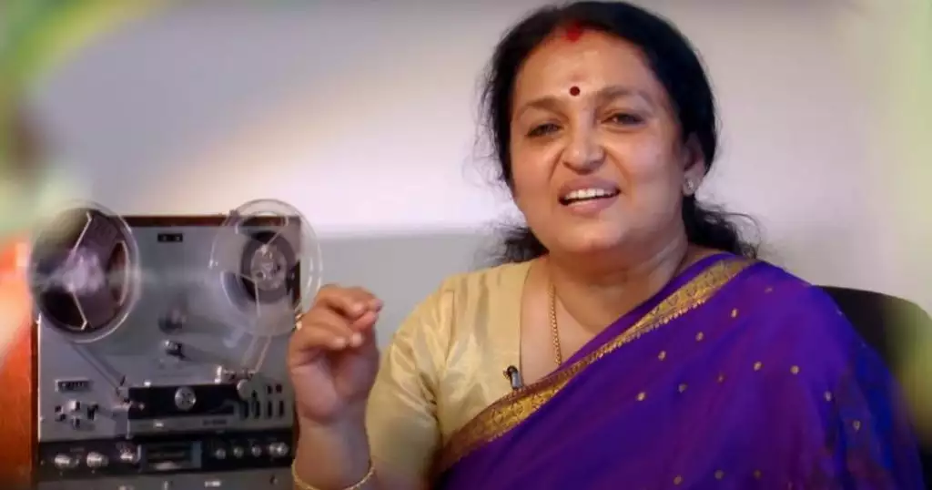 'അഭിനയം നന്നായാല് നടിയുടെ മിടുക്ക്, മോശമായാല് കുറ്റം ഡബ്ബിംഗ് ആര്ട്ടിസ്റ്റിനും'; 125 നായികമാര്ക്ക് ശബ്ദം നല്കിയ ശ്രീജ രവി പറയുന്നു