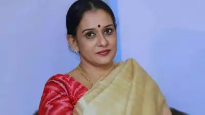 'അമ്മ'യിലെ മെമ്മറി കാർഡ് വിവാദം തെരഞ്ഞെടുപ്പ് തന്ത്രം; ഉഷ ഹസീനയെയും പൊന്നമ്മ ബാബുവിനെയും തളളി മാലാ പാർവതി