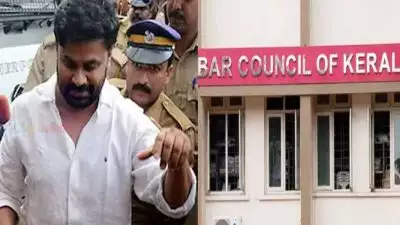 നടിയെ ആക്രമിച്ച കേസ്; ദിലീപിന്റെ അഭിഭാഷകര്‍ക്ക് നോട്ടീസ് അയക്കുമെന്ന് ബാര്‍ കൗണ്‍സില്‍