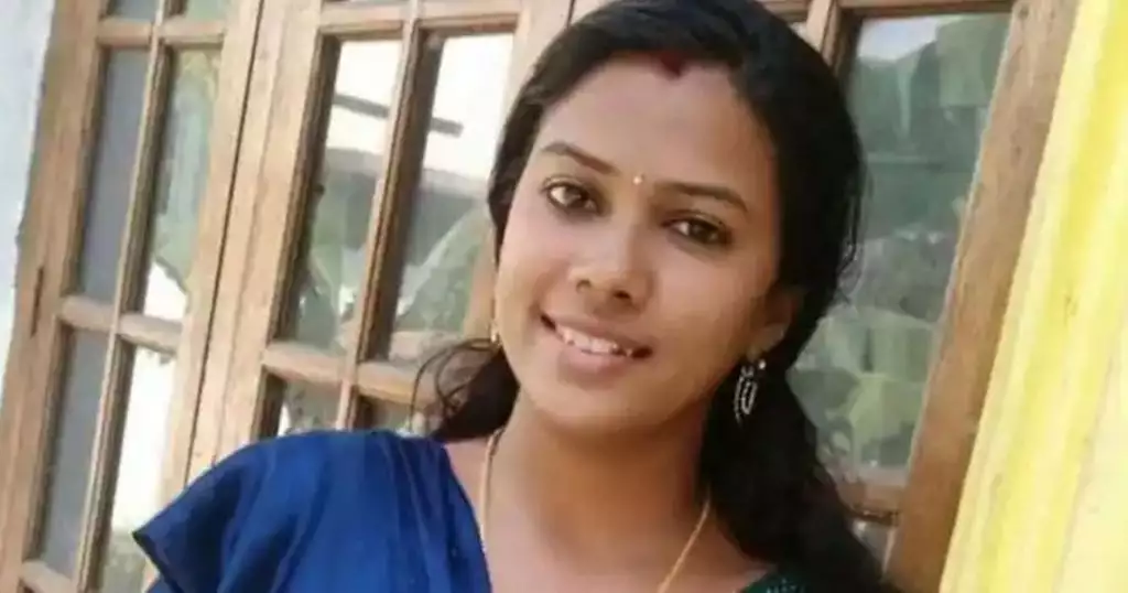 മഹിളാ മോര്ച്ച നേതാവിന്റെ ആത്മഹത്യാക്കുറിപ്പില് ബി.ജെ.പി നേതാവിന്റെ പേര്; മരണത്തില് ദുരൂഹത