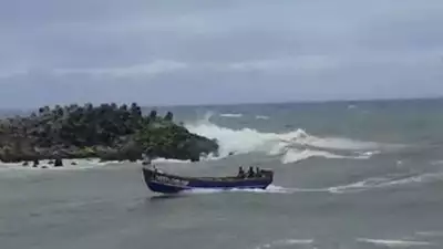 മുതലപ്പൊഴി ബോട്ടപകടം; കാണാതായ മൂന്നുപേരില്‍ ഒരാളുടെ മൃതദേഹം കണ്ടെത്തി