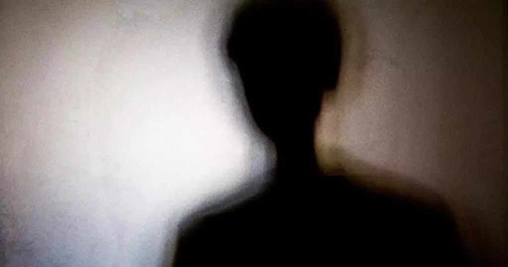 നഗ്നനായി അഭിനയിക്കേണ്ടി വന്നു, 20000 രൂപയാണ് പ്രതിഫലം നല്കിയതെന്ന് യുവാവ്; പ്രതികരിച്ച് സീരിസ് അണിയറ പ്രവര്ത്തകര്