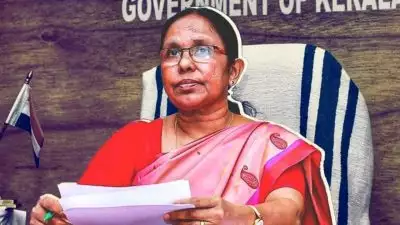 പി.പി.ഇ കിറ്റ് അഴിമതി: മുന്‍ ആരോഗ്യമന്ത്രി കെ.കെ ശൈലജയ്ക്ക് ലോകായുക്ത നോട്ടീസ്