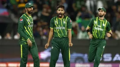 മിസ് ഫീൽഡ്, ക്യാച്ച് ഡ്രോപ്പ് എന്നിവയിൽ ഒന്നാം സ്ഥാനം സ്വന്തമാക്കി പാകിസ്ഥാൻ; നാണംകെടുത്തുന്ന പ്രകടനമെന്ന് പാക് ആരാധകർ