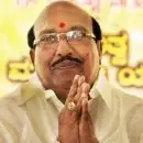 സതീശനെ കുത്താന്‍ കെസിയോട് വെള്ളാപ്പള്ളിയുടെ സ്‌നേഹം; വേണുഗോപാല്‍ വളരെ മിടുക്കനാണ്, സതീശന്‍ ടിവിയില്‍ വന്ന് കാര്യങ്ങള്‍ പറയുന്നുണ്ടെങ്കിലും യഥാര്‍ത്ഥത്തില്‍ കളി നിയന്ത്രിച്ചതും പ്രശ്‌നങ്ങള്‍ പരിഹരിച്ചതും കെസി