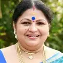 'പ്രസിഡന്റിനും സെക്രട്ടറിക്കും ഈഗോ പ്രശ്നമാണ്, ഒന്നിച്ചു നിൽക്കേണ്ടവരാണ് ഇങ്ങനെ കലഹിക്കുന്നത്'; അമ്മ നേതൃത്വം പിരിച്ചു വിടണമെന്ന് പൊന്നമ്മ ബാബു