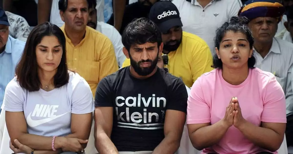 ഗുസ്തി താരങ്ങളുടെ സമരം ആറാം ദിവസത്തിലേക്ക്; പരാതി ഇന്ന് സുപ്രീംകോടതി പരിഗണിക്കും