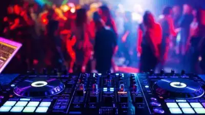 11 മണിക്കുള്ളിൽ ഡിജെ പാർട്ടികൾ അവസാനിപ്പിക്കാൻ നിർദേശം; കൊച്ചി സെന്‍ട്രല്‍ സബ് ഡിവിഷന്‍ പരിധിയില്‍ നിയന്ത്രണം