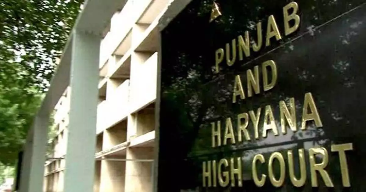 ക്രമസമാധാന പ്രശ്നത്തിന്റെ മറവിൽ പ്രത്യേക വിഭാഗക്കാരുടെ കെട്ടിടങ്ങൾ പൊളിക്കുന്നത് അംഗീകരിക്കാനാകില്ലെന്ന് പഞ്ചാബ് ഹരിയാന ഹൈക്കോടതി