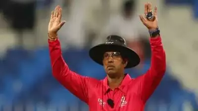 ജെന്റിൽമാൻസ് ഗെയിമിൽ അത്ര ജെന്റിൽ അല്ലാത്ത പ്രവർത്തി, കുമാർ ധർമ്മസേന ഹണി ട്രാപ്പിൽ കുടുങ്ങി; അമ്പയർക്ക് ലോകകപ്പ് ഉൾപ്പടെ നഷ്ടമാകാൻ സാധ്യത