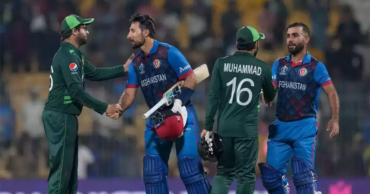 അട്ടിമറി എന്നൊക്കെ പറഞ്ഞ് വിശേഷിപ്പിച്ചാൽ ബോംബുകളെയും മിസൈലുകളേയും അതിജീവിച്ചു ക്രിക്കറ്റ് എന്ന ഗെയിമിൽ സന്തോഷം കണ്ടെത്തുന്ന ഒരു രാജ്യത്തോട് ചെയ്യുന്ന നീതികേടാവും, ടോസ് സമയത്ത് അഫ്ഗാൻ നായകൻ പറഞ്ഞ വാക്ക് ഏറ്റെടുത്ത് ക്രിക്കറ്റ് ലോകം