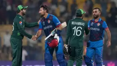 അട്ടിമറി എന്നൊക്കെ പറഞ്ഞ് വിശേഷിപ്പിച്ചാൽ ബോംബുകളെയും മിസൈലുകളേയും അതിജീവിച്ചു ക്രിക്കറ്റ് എന്ന ഗെയിമിൽ സന്തോഷം കണ്ടെത്തുന്ന ഒരു രാജ്യത്തോട് ചെയ്യുന്ന നീതികേടാവും, ടോസ് സമയത്ത് അഫ്ഗാൻ നായകൻ പറഞ്ഞ വാക്ക് ഏറ്റെടുത്ത് ക്രിക്കറ്റ് ലോകം