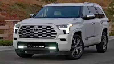 എതിരാളികളുടെ തല പുകച്ച് ഫോര്‍ച്യൂണര്‍; ടൊയോട്ടയുടെ പുതിയ മോഡൽ എത്തുന്നത് മൈൽഡ് ഹൈബ്രിഡ് ഡീസൽ എഞ്ചിനുമായി