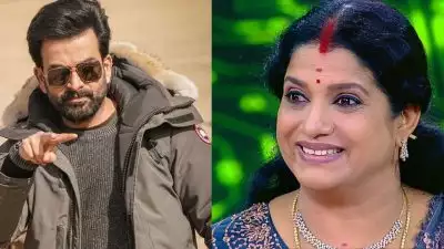 ഇതെന്താ സന്തൂര്‍ മമ്മിയാണോ? എന്ന് ചോദിച്ച് പൃഥ്വി ആശ്ചര്യപ്പെട്ടു, എനിക്ക് കുട്ടിയുണ്ടെന്ന് അവര്‍ക്ക് വിശ്വാസം വന്നതേയില്ല: മായ മൗഷ്മി