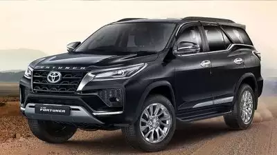 ഇനി അവന്റെ വരവാണ് ! എതിരാളികളുടെ തല പുകയ്‌ക്കാൻ പുതിയ ഫോർച്യൂണർ; ഫീച്ചറുകളും കിടിലൻ