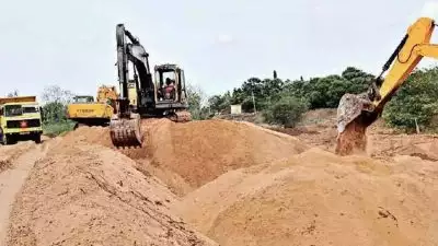 സംസ്ഥാനത്ത് നദികളിൽ നിന്നുള്ള മണൽവാരൽ പുനരാരംഭിക്കാൻ തീരുമാനം