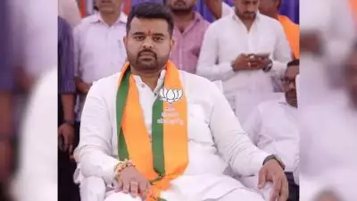പ്രജ്ജ്വലിനെ കുടുക്കിയത് വിരലിലെ മറുകും കൈയിലെ പാടും; മുൻ എംപിക്കെതിരായ ലൈംഗീക പീഡനക്കേസ് തെളിയിച്ചത് അതിവിദഗ്ധമായി