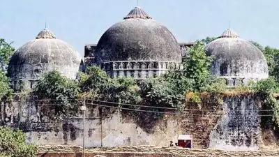 ബാബറി മസ്ജിദല്ല, 'മൂന്ന് മിനാരങ്ങൾ ഉള്ള കെട്ടിടം'; എൻസിഇആർടി സിലബസില്‍ തിരുത്ത്