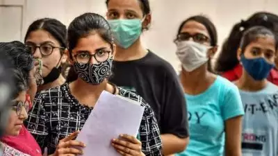 മത്സരപ്പരീക്ഷകളില്‍ ക്രമക്കേട് നടത്തിയാല്‍ പത്ത് വര്‍ഷം ജയില്‍; ഒരു കോടി പിഴ; സ്വത്തുക്കള്‍ കണ്ടുകെട്ടും; കൈപൊള്ളിയ കേന്ദ്ര സര്‍ക്കാര്‍ നിയമങ്ങള്‍ പൊളിച്ചെഴുതി