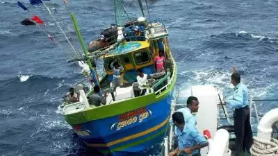 അതിര്‍ത്തികടന്നു മത്സ്യബന്ധനം; ഇന്ത്യന്‍ മത്സ്യത്തൊഴിലാളികളെ പിടികൂടി ശ്രീലങ്കന്‍ നാവിക സേന; ഈ വര്‍ഷം അധികം പിടിച്ചെടുക്കല്‍