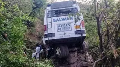 ജമ്മു കശ്മീരില്‍ തീര്‍ത്ഥാടകരുടെ ബസിന് നേരെ ഭീകരാക്രമണം; ഒന്‍പത് പേര്‍ കൊല്ലപ്പെട്ടു, 33 പേര്‍ക്ക് പരിക്ക്