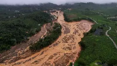 വയനാട് ദുരന്തം; അടിയന്തര ധനസഹായം 10000 രൂപ നല്‍കി സര്‍ക്കാര്‍