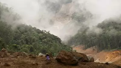 വയനാട് അടക്കമുള്ള മലബാര്‍ ജില്ലകളില്‍ ശക്തമായ മഴ; മഞ്ഞ അലര്‍ട്ട് പ്രഖ്യാപിച്ച് കേന്ദ്ര കാലാവസ്ഥ വകുപ്പ്; കേരള തീരത്ത് മത്സ്യബന്ധനം നിരോധിച്ചു