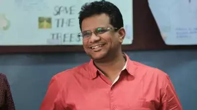 രാത്സസൻ, ഓ മൈ കടവുളേ നിർമ്മാതാവ് ദില്ലി ബാബു അന്തരിച്ചു