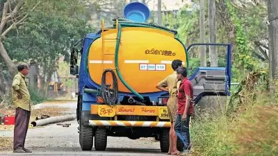 തിരുവനന്തപുരം നഗരത്തിലേക്ക് കുടിവെള്ള പമ്പിംഗ് ഭാഗികമായി തുടങ്ങി; ഉയര്‍ന്ന സ്ഥലങ്ങളില്‍ ഇന്നു വൈകിട്ടോടെ ജലമെത്തും; പ്രതിഷേധം അവസാനിപ്പിക്കാതെ ജനങ്ങള്‍