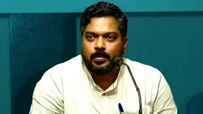 പാലക്കാട് കോൺഗ്രസിന് വീണ്ടും തിരിച്ചടി, യൂത്ത് കോൺഗ്രസ് മുൻ സംസ്ഥാന സെക്രട്ടറി ഷാനിബ് പാർട്ടി വിട്ടു; ഷാഫിക്കെതിരെ ഗുരുതര ആരോപണങ്ങൾ, സരിന് പിന്തുണ