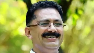 ഒരാളോടും വിധേയപ്പെട്ട് നില്‍ക്കേണ്ട കാര്യമില്ല; അധികാര രാഷ്ട്രീയം ഇനിയില്ല, പൊതുപ്രവര്‍ത്തനം അവസാനിപ്പിക്കില്ലെന്ന് കെടി ജലീല്‍