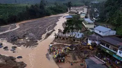 വയനാടിന് ആശ്വാസം പകരാന്‍ കേന്ദ്രം തയ്യാറാകുന്നില്ല; സഹായം നല്‍കിയില്ലെന്ന് ദുരന്ത നിവാരണ അതോറിറ്റി ഹൈക്കോടതിയില്‍