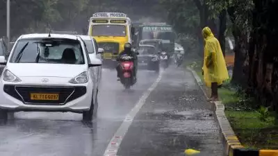 അതിതീവ്രന്യൂനമര്‍ദം അടുത്ത ആറുമണിക്കൂറിനുള്ളില്‍ ചുഴലിക്കാറ്റായി ശക്തിപ്രാപിക്കും; കേരളത്തില്‍ അടുത്ത അഞ്ച് ദിവസം മഴ കനക്കും; ജാഗ്രത നിര്‍ദേശം