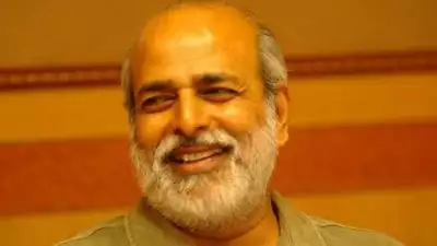 സ്വന്തം നിലപാടുകള്‍ മുന്നോട്ടുവയ്ക്കലല്ല മാധ്യമപ്രവര്‍ത്തനം; കോര്‍പ്പറേറ്റ് താത്പര്യങ്ങള്‍ക്ക് മുന്‍പില്‍ മാധ്യമങ്ങള്‍ മുട്ടുമടക്കുന്നു; വിമര്‍ശിച്ച് ശശികുമാര്‍