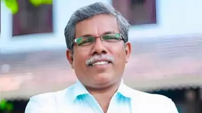 പ്രായപൂര്‍ത്തിയാകാത്ത പെണ്‍കുട്ടിയെ പീഡിപ്പിച്ച സംഭവം; സിനിമതാരമായ അധ്യാപകന്‍ അറസ്റ്റില്‍