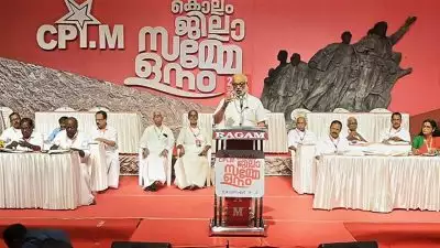 'പണം ഇല്ല, ഇല്ല എന്നു പറയാൻ ഒരു സർക്കാർ എന്തിന്?'; എംവി ഗോവിന്ദന്‍, മുകേഷ്, ഇപി, എകെ ബാലൻ ഉൾപ്പെടെയുള്ള നേതാക്കളെയും സര്‍ക്കാരിനെയും വിമര്‍ശിച്ച് കൊല്ലം ജില്ലാ സമ്മേളനം