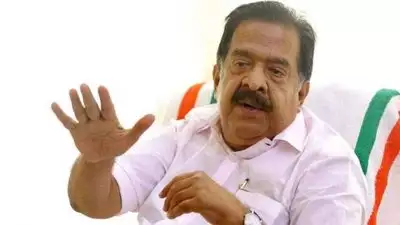 എലപ്പുള്ളി മദ്യനിർമാണ പ്ലാന്റിൽ നിന്നും സർക്കാർ പിന്മാറണം; അനുമതിക്ക് നീക്കം നടത്തിയത് ഒരു വകുപ്പും അറിയാതെയെന്ന് മേശ് ചെന്നിത്തല