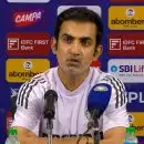 'ഗംഭീർ രഞ്ജി ട്രോഫി ടീമിനെ പരിശീലിപ്പിച്ച് കഴിവ് തെളിയിച്ചിട്ട് ഇന്ത്യൻ ടീമിലേക്ക് വന്നാൽ നന്നാകും'; ഉപദേശവുമായി ഇംഗ്ലണ്ട് മുൻ താരം