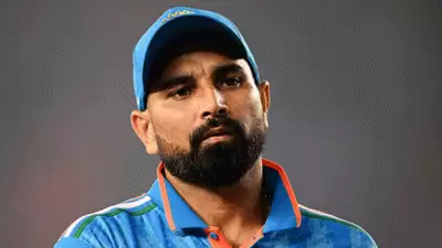 ഫ്ലോപ്പായ മുഹമ്മദ് ഷമിയെ പുറത്താക്കി ആ താരത്തിനെ കൊണ്ട് വരണം: ആകാശ് ചോപ്ര