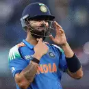 'വരുന്നു, സെഞ്ചുറി നേടുന്നു, ലണ്ടനിലേക്ക് പറക്കുന്നു, റിപീറ്റ്‌', കോഹ്‌ലിയോട് ആഭ്യന്തര മത്സരങ്ങൾ കളിക്കണമെന്ന് ഇനിയും ആരും പറയരുത്: മുഹമ്മദ് കൈഫ്