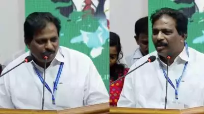'താൻ നിൽക്കുന്നത് വല്ലാത്തൊരു മാനസിക അവസ്ഥയിൽ, പലതും തുറന്ന് പറഞ്ഞാൽ ശത്രുക്കൾ കൂടും'; വൈകാരികമായി കൊടിക്കുന്നിൽ സുരേഷിന്റെ പ്രസംഗം