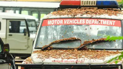 സര്‍ക്കാര്‍ വാഹനങ്ങള്‍ ഇനി തുരുമ്പെടുക്കില്ല; 15 വര്‍ഷം പൂര്‍ത്തിയാകും മുന്‍പ് വിറ്റഴിക്കാന്‍ തീരുമാനം
