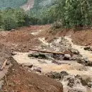 വിലങ്ങാട് ഉരുളെടുത്ത വീടിന് കെട്ടിട നികുതി; വാടക വീട്ടിലെത്തിയ നോട്ടീസ് കണ്ട് ഞെട്ടി സോണി