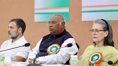 സുരക്ഷ വീഴ്ചകൾ മറച്ചുവെക്കുന്നു, ദുരന്തത്തിന്റെ പശ്ചാത്തലത്തിൽ ഭിന്നത വിതക്കുന്നു; പഹൽഗാം വിഷയത്തിൽ സർക്കാരിനെതിരെ നിലപാട് കടുപ്പിച്ച് കോൺഗ്രസ്