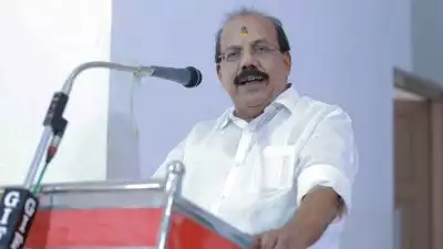 ക്രൈംബ്രാഞ്ച് ഓഫീസിലെത്തിയപ്പോൾ മാധ്യമങ്ങൾ, കാര്‍ റിവേഴ്‌സെടുത്ത് എഎന്‍ രാധാകൃഷ്ണന്‍; പാതിവില തട്ടിപ്പുകേസിൽ ഹാജരാകാതെ മടങ്ങി