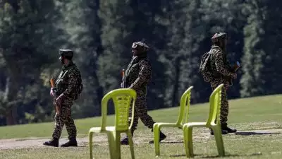 ജമ്മു കശ്മീർ നിയന്ത്രണരേഖയിൽ പാകിസ്ഥാൻ വെടിവെപ്പ്; തിരിച്ചടി നൽകി ഇന്ത്യൻ സൈന്യം